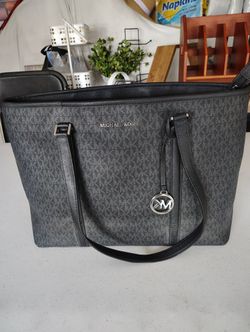Michael Kors Hand Bag 