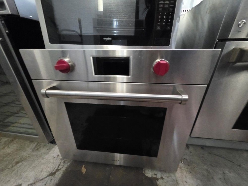 30" WOLF SINGLE WALL OVEN STAINLESS STEEL