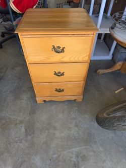 3-drawer nightstand small chest of drawers.