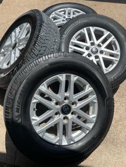 18” Toyota Tundra Oem Wheels
