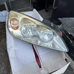 2006 Pontiac G6 Headlights