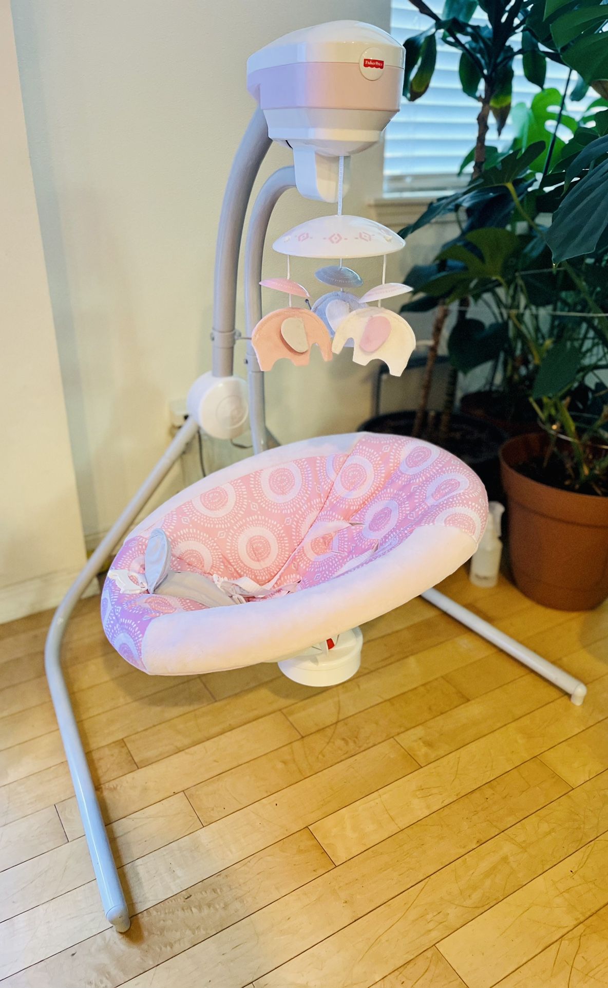 Baby Swing - Like New