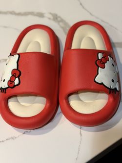 Hello Kitty Sandals Size 7.5 Women 