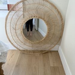 Round Wall Mirror