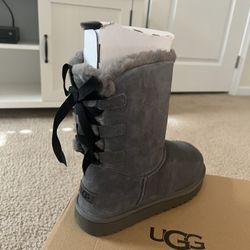 Ugg Boots Size 9 Brand New
