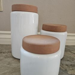 Storage Containers 