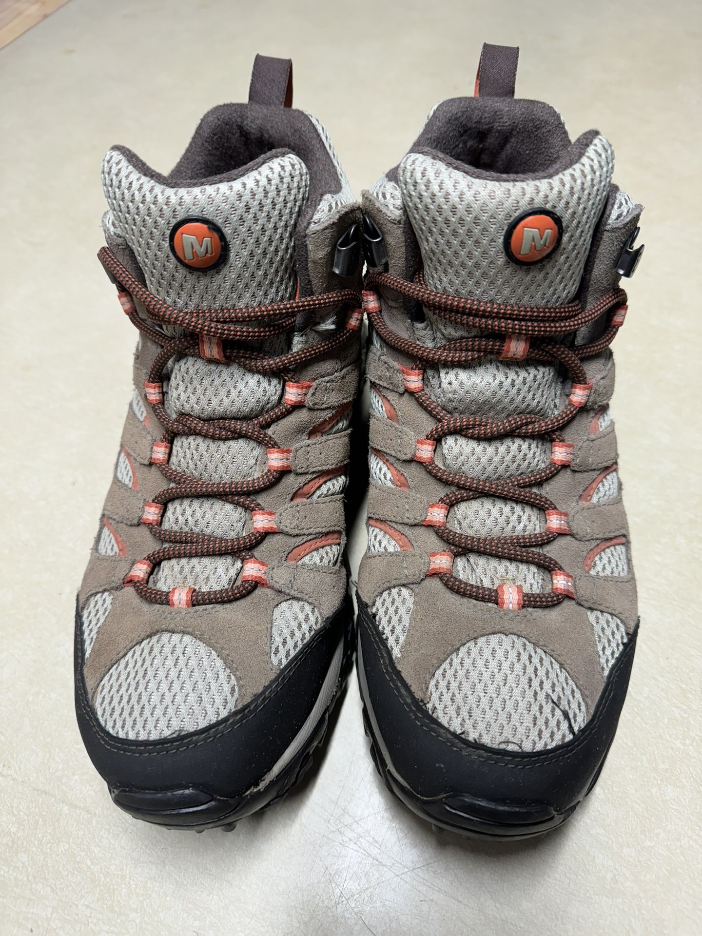 Merrell Mid Height Women’s Hiking Boot