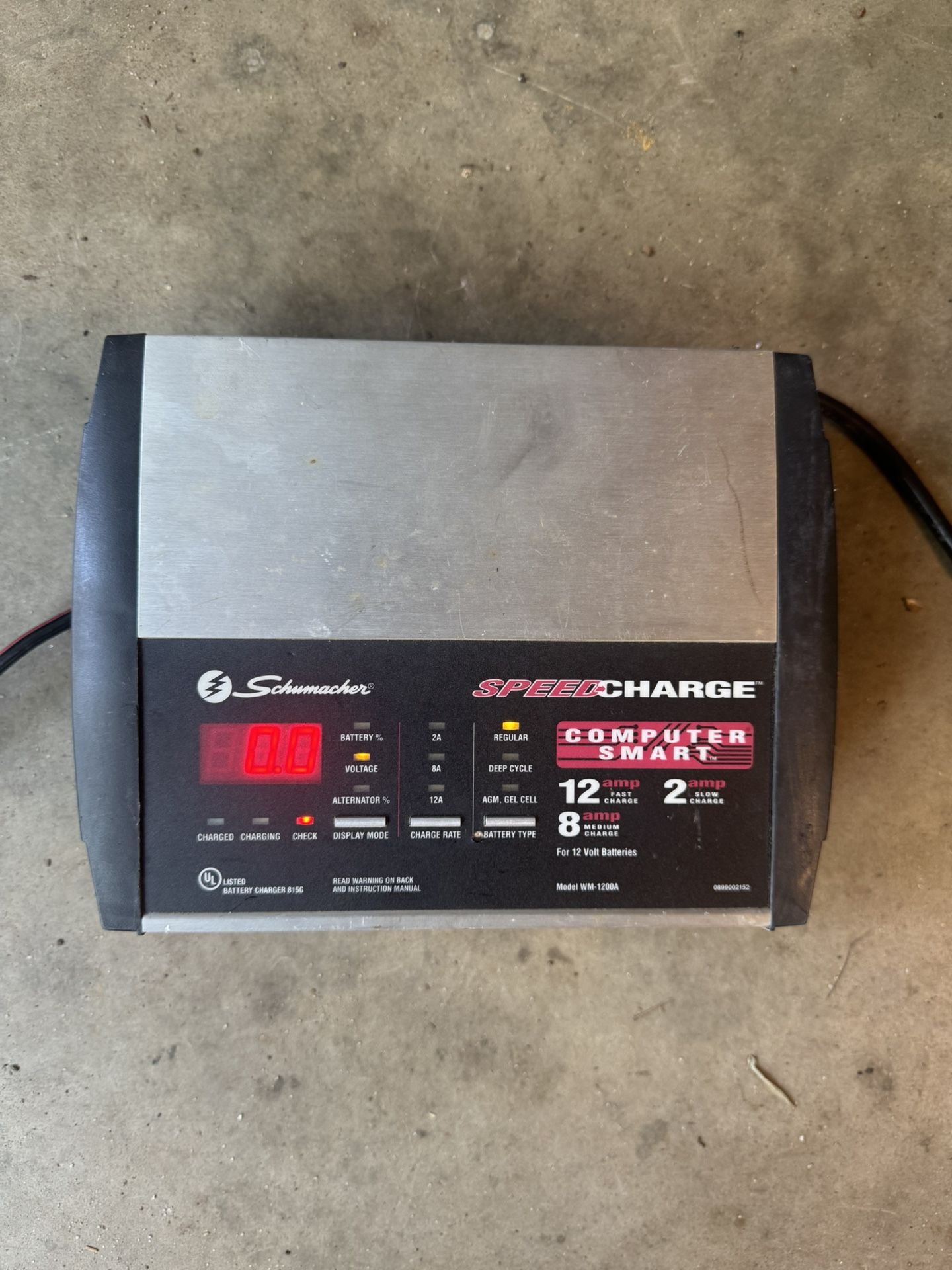 Schumacher automatic 12 Amps 6 to 12 Volt Battery Charger