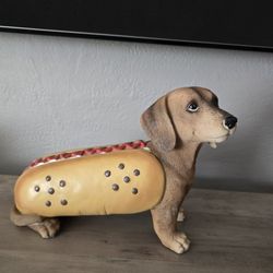 New Hot Dog Dachshund Resin Figurine 12" L x 9" H 