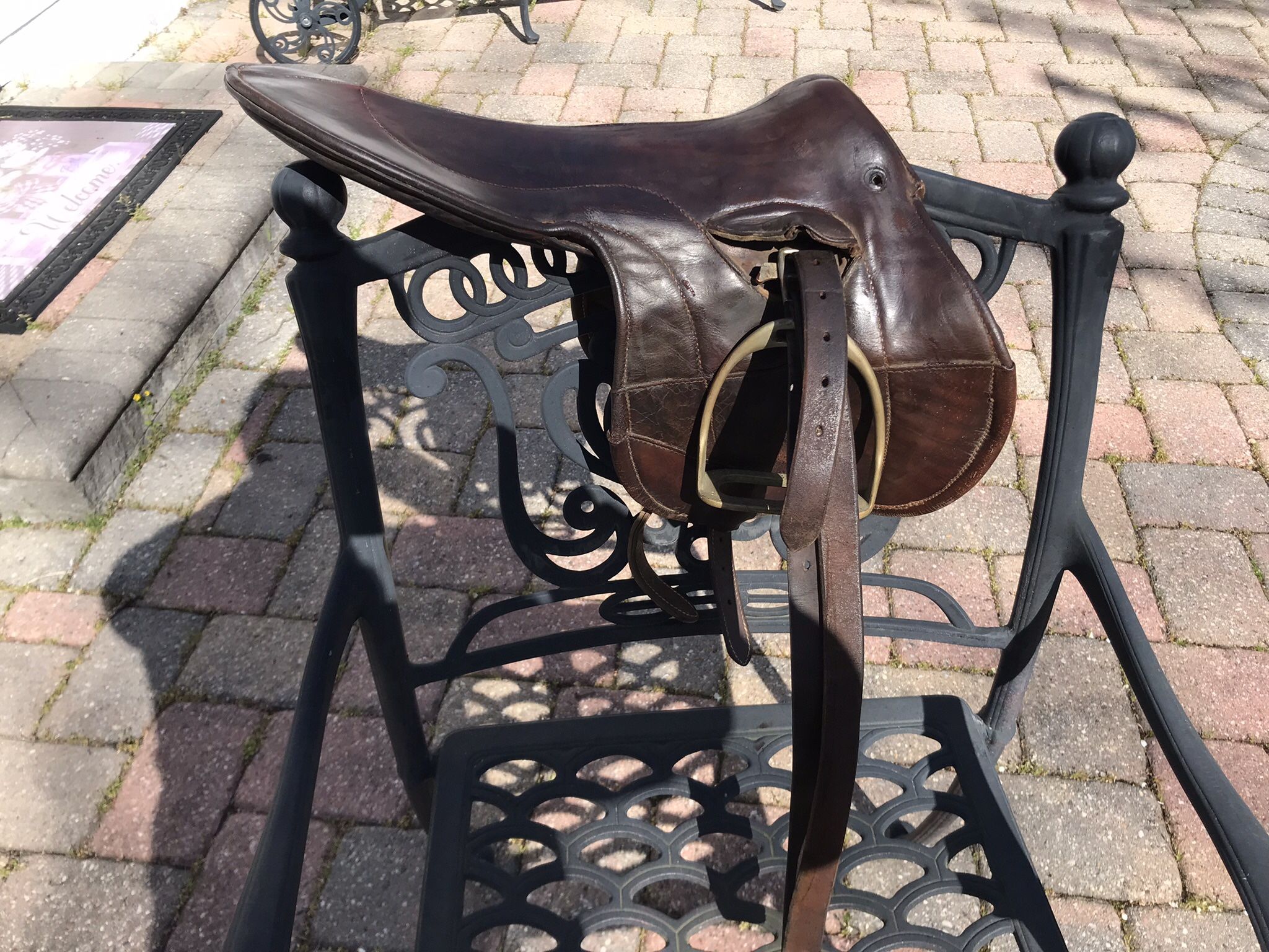 English Riding Saddle