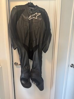 Alpinestars Challenger V2 Leather Suit