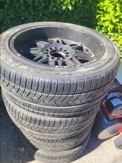 Nitto tires Eagle 20" wheels