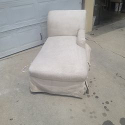 Chase Lounge Chair