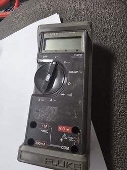 Fluke 77 Digital Meter