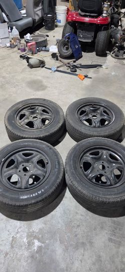 Used wheels + tires for 2006 -2012 Toyota RAV4