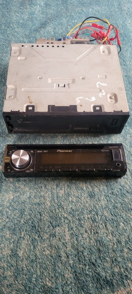 Pioneer Aux Usb CD $50 Obo