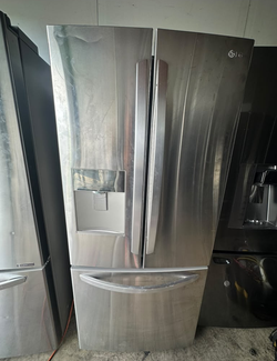 LG French Door Refrigerator Stainless with IceMaker