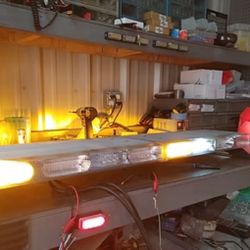 WHELEN POLICE INTERCEPTOR LIGHT BAR