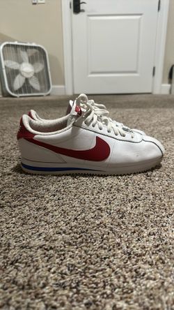 Nike cortez 9.5