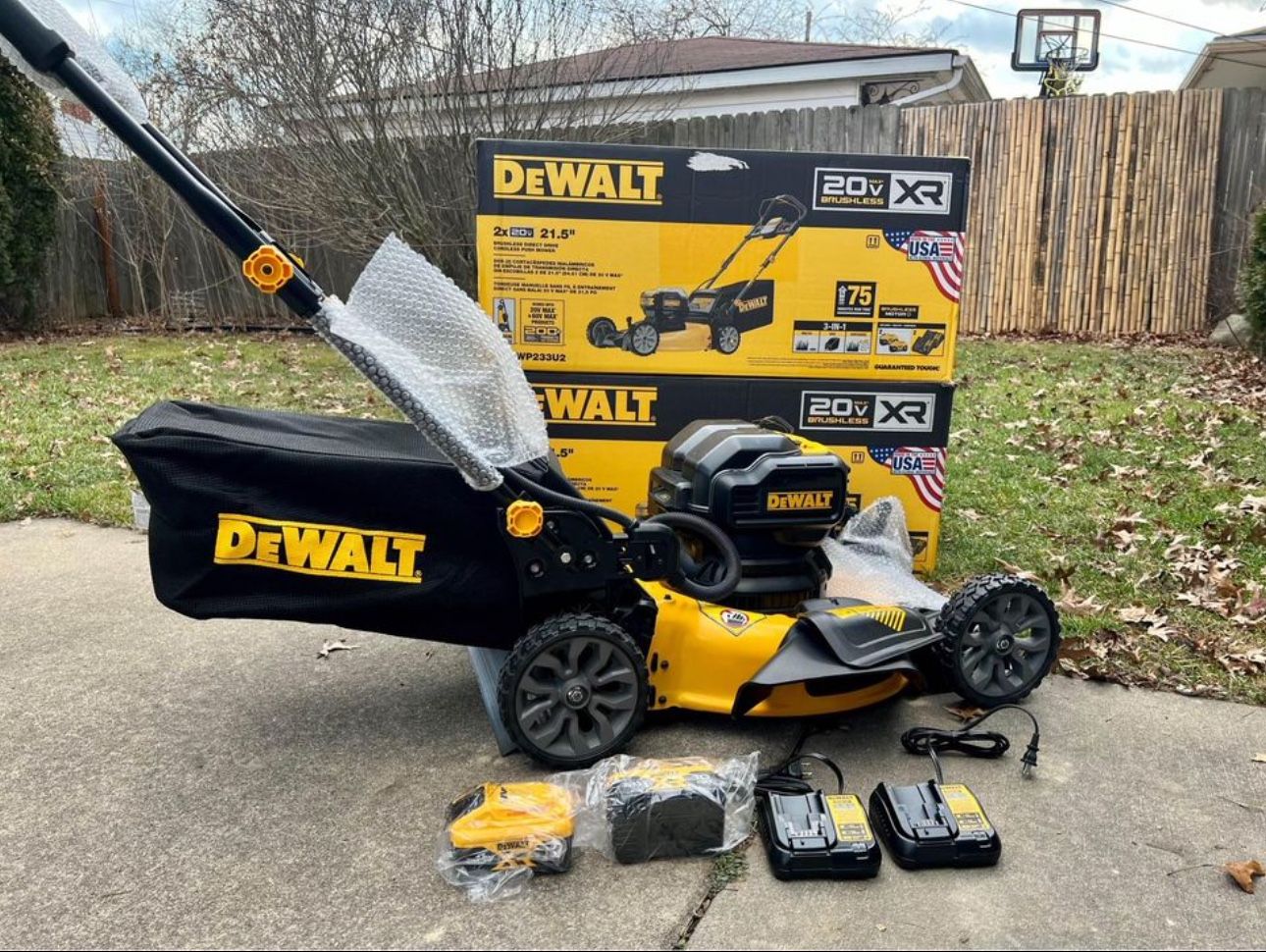 DEWALT 20V MAX Electric Push Lawn Mower + 2 Batteries & Charger - New In Box