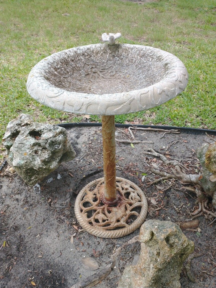 Vintage Wrought Iron Bird Bath With A Bird 