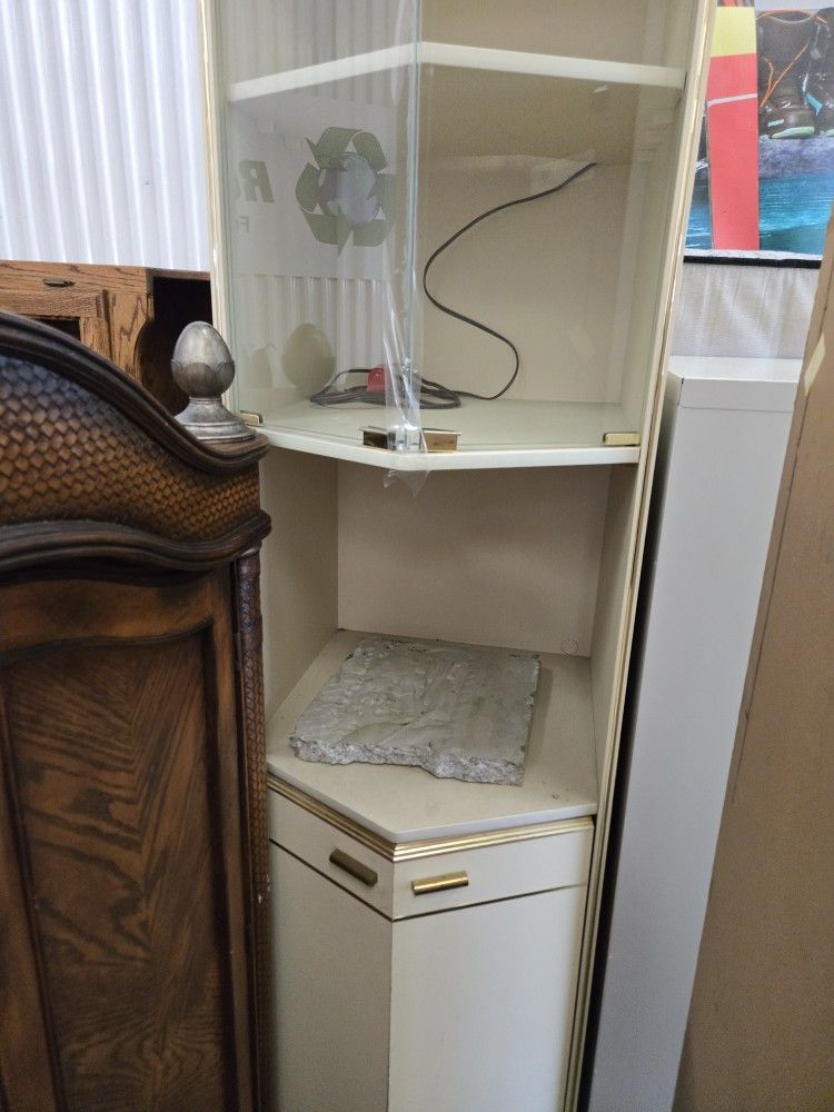 3 Piece Cabinets