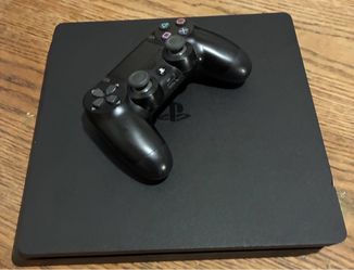 PS4 Slim 1TB w/controller