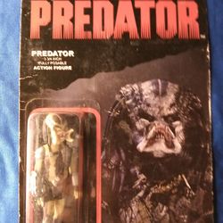 Predator (Attack Mode) Reaction Figure By Super 7 & FUNKO