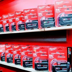 Milwaukee  5.0 Battery New 💥💥