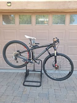 SPECIALIZED ROCKHOPPER 29 ER UPGRADE  ( CARBON AND ALUMINUM) READ DISCRIPTION