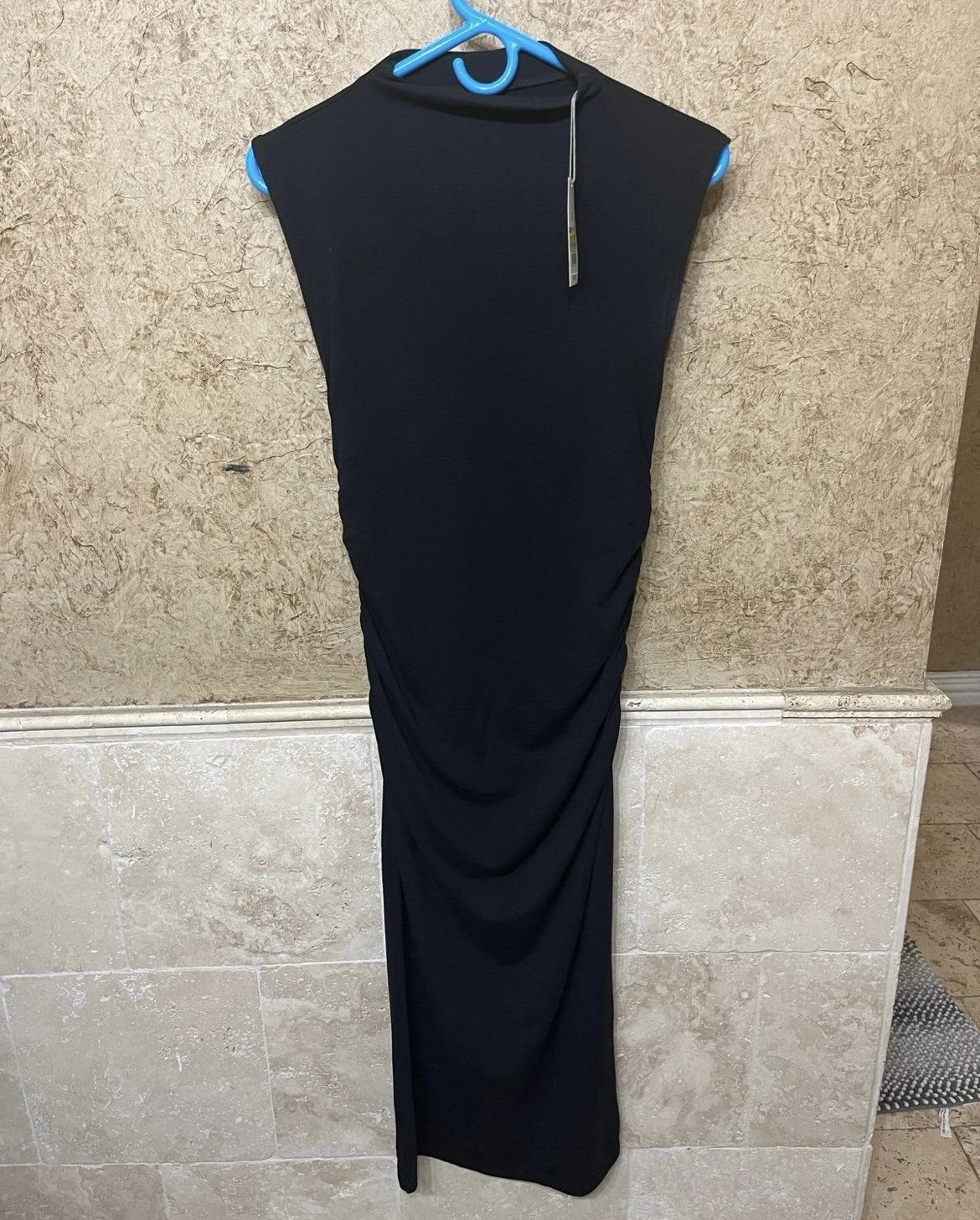 NWT! Black Sleeveless Maxi Dress (xs)