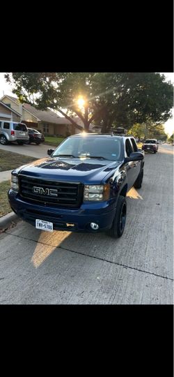 GMC sierra 1500 , 2011