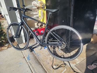 Hybrid Specialized Sirrus Size Medium