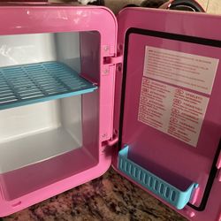 Hello Kitty 6-Can Mini Fridge Cooler