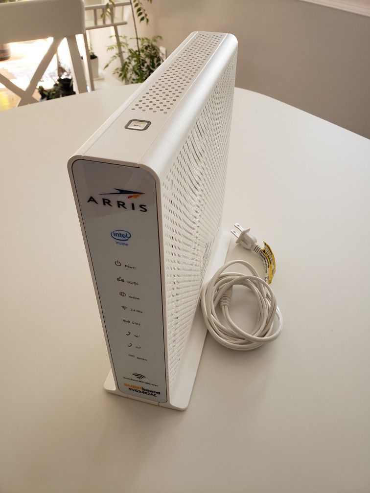 SVG2482AC SURFboard® DOCSIS® 3.0 Modem for Xfinity Internet, Wi-Fi & Voice - Like New