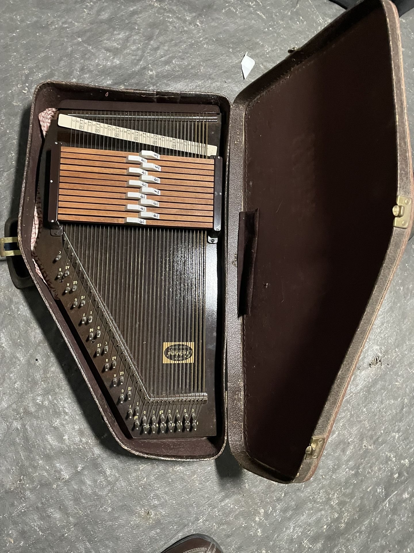 Antique Steel Guitar. Excellent Condition Including Case.