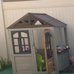kids playhouse 