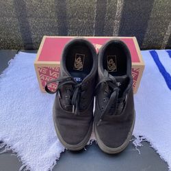 Size 5Y Child’s Vans