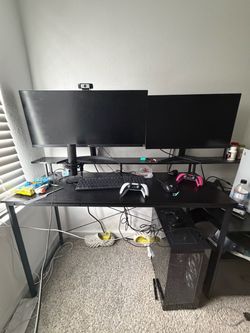 Pc and monitors