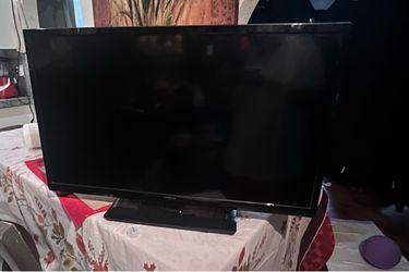 32 inches insignia tv