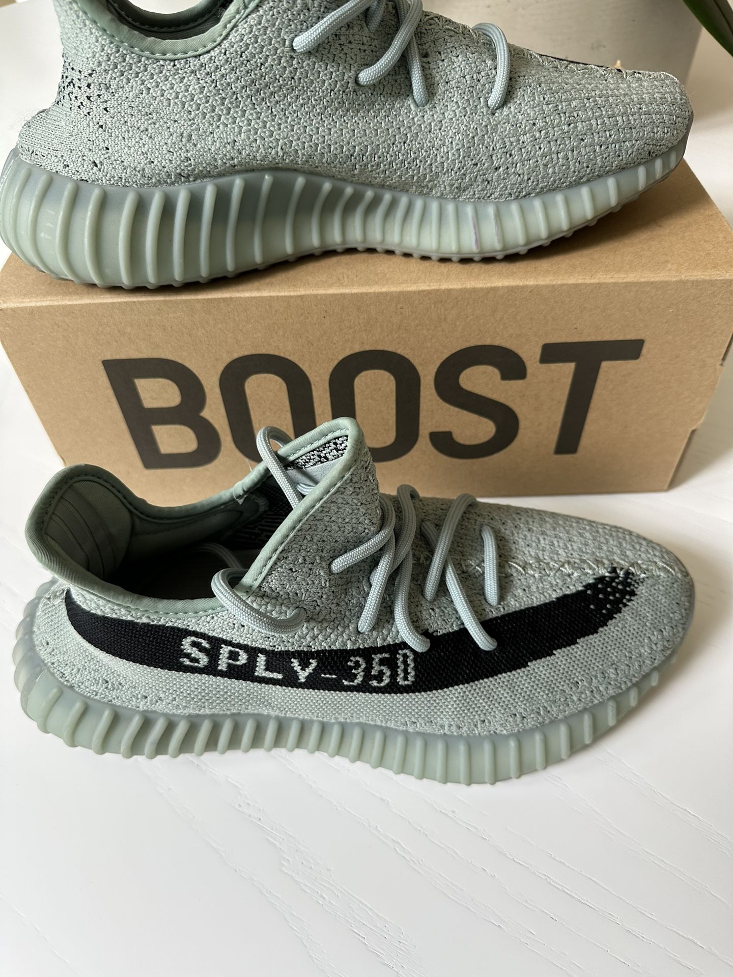 Adidas Yeezy Boost 350 V2 Salt size 8.5