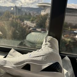 Nike Kobe 9 Halo