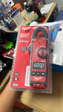 Milwaukee 600A Camp Meter high contrast display for clearest reading
