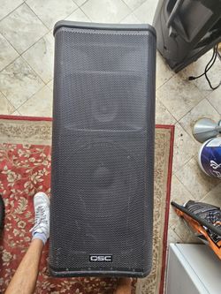 QSC HPR153i 3-Way Loudspeaker
