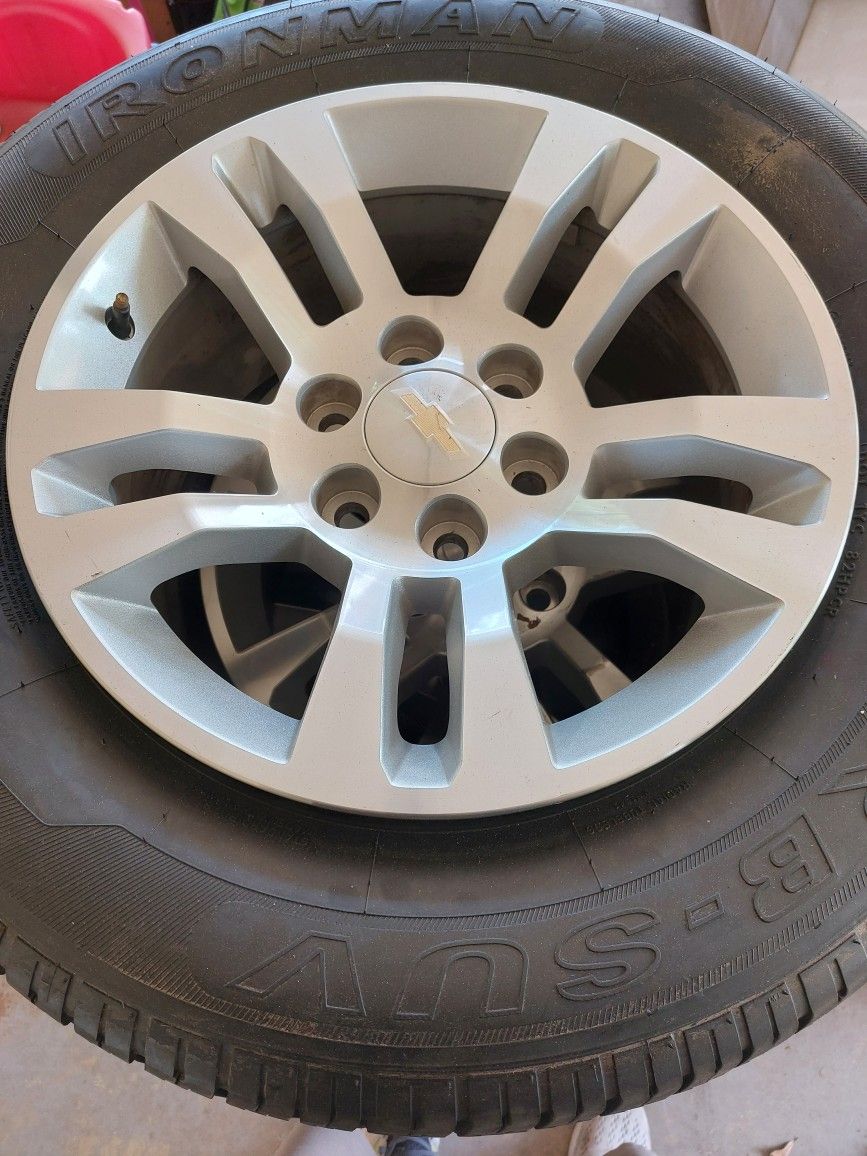Full SIZE 18IN WHEEL & TIRE.           (Need a SPARE)