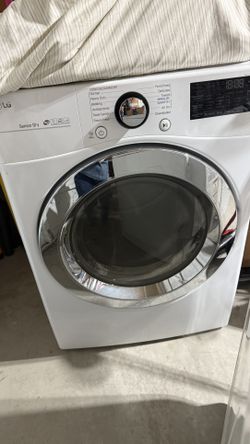Gas Dryer - Barely Used Liked Brand New 