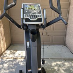 PRO-FORM HIIT H7 Elliptical 