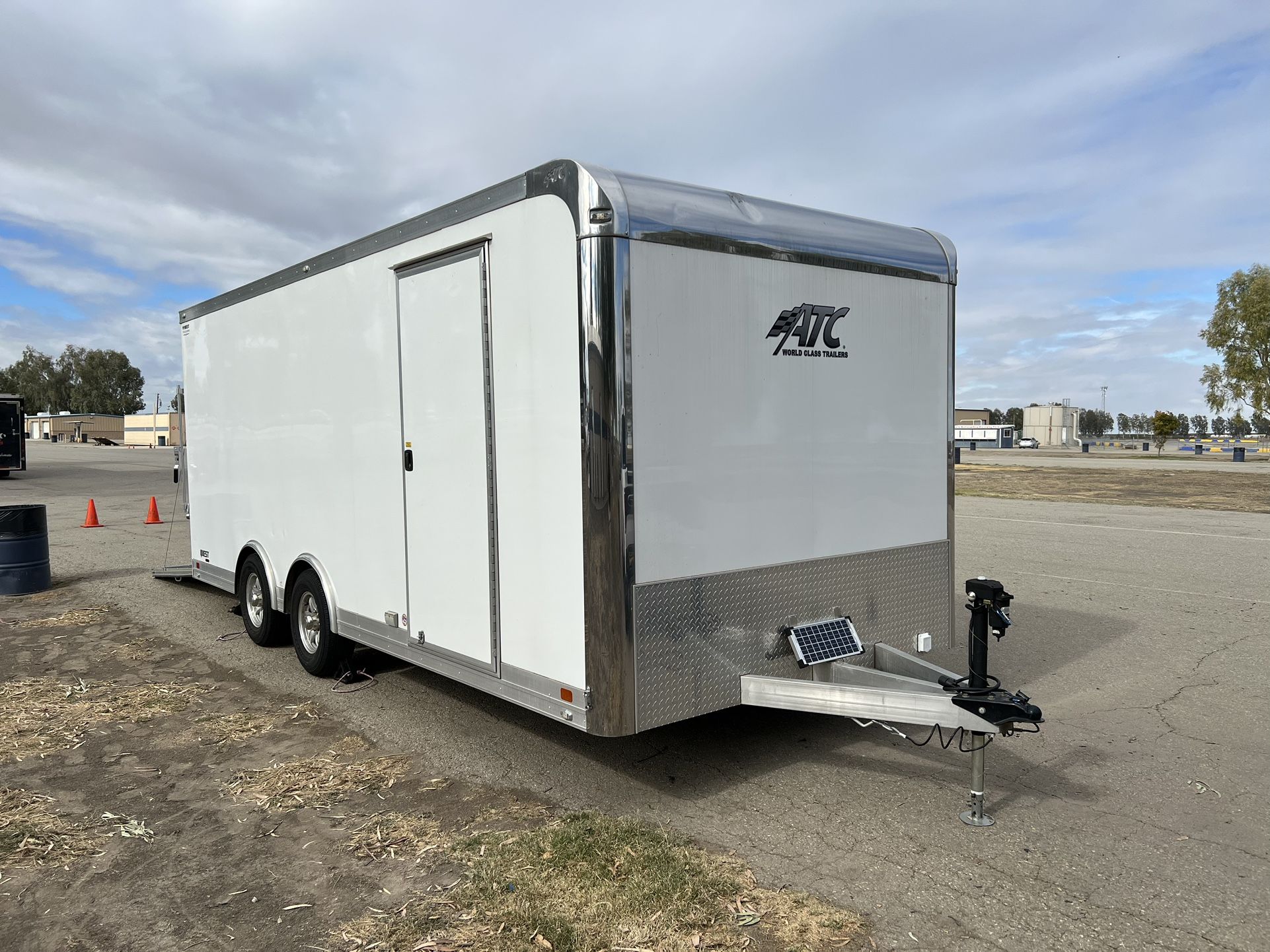 ATC Quest Trailer CH206 8.5x20 setup for car/razer