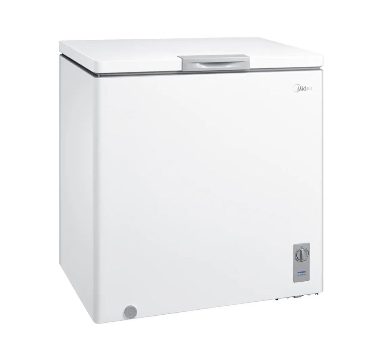 Midea 7.0 cu ft Chest Freezer with Interior LED Light, MRC07M7AWW Used