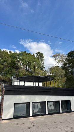 Trampoline